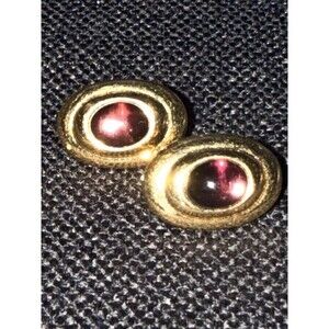 Vintage - Crown Trifari- Gold Tone - Purple Stone - clip Oval Earrings